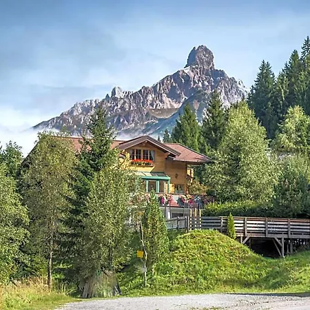 Bergzeit Han/Misafirhane 3*