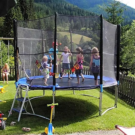 Bergzeit Han/Misafirhane 3*
